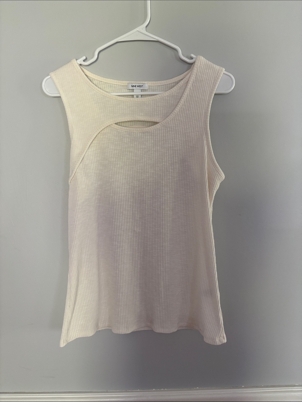 Nine West Ivory Ribbed Cutout Tank
